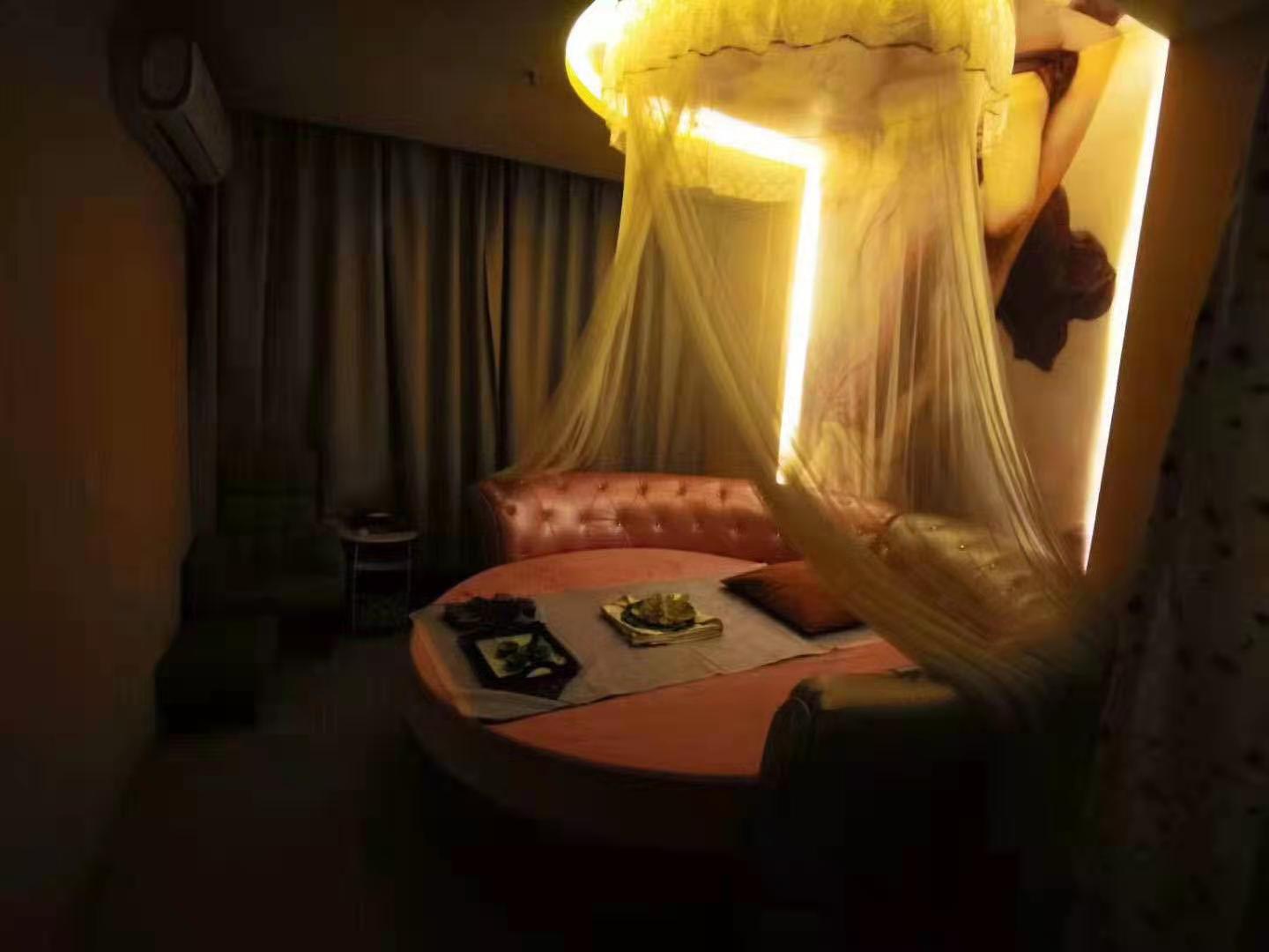 高端公寓丝足保健